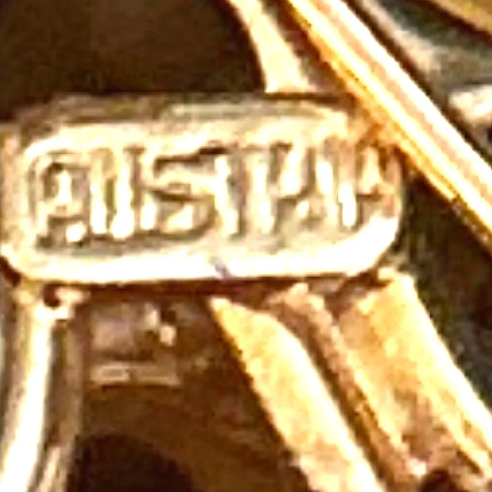 Vintage Austria Signed of Glass Rhinestone beautiful Gold Metal Brooch,Earrings - Picture 15 of 15